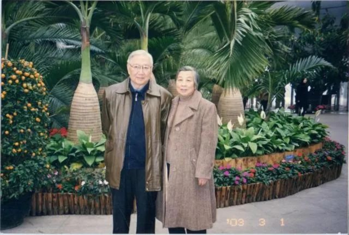 //mmbiz.qpic.cn/mmbiz_jpg/1cm5T70SibJ3t1dQRytInDH8bsSqpk1Jpnicn5RdRQ8rFgib2sp0siahicxavRIQ5ywNgd1icqQ9ZH5CrTibahCibu56Jg/640?wx_fmt=jpeg